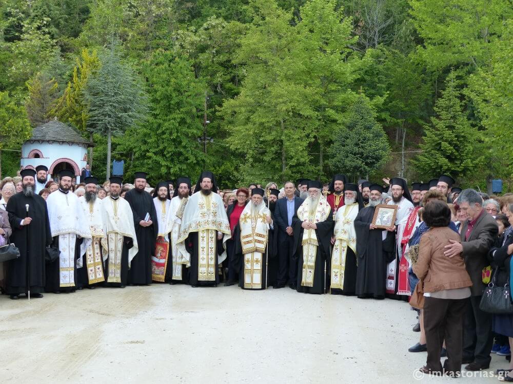 Προσκυνητές από την Ιερά Μητρόπολη Λαρίσης στην Καστοριά (ΦΩΤΟ)
