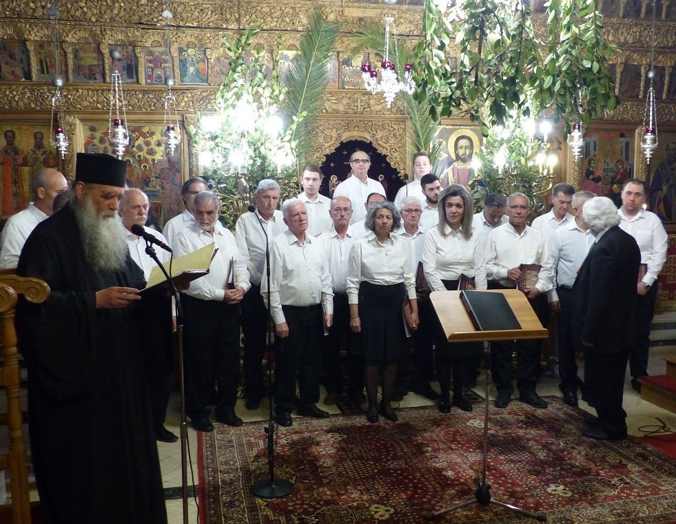 Κατανυκτικοί ύμνοι στον Ιερό Μητροπολιτικό Ναό της Καστοριάς (ΦΩΤΟ)