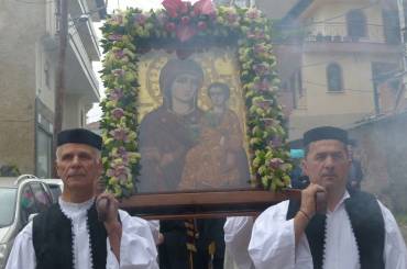 Ο εορτασμός της Συνάξεως της Παναγίας Γράμμουστας στο Άργος Ορεστικό (ΦΩΤΟ)