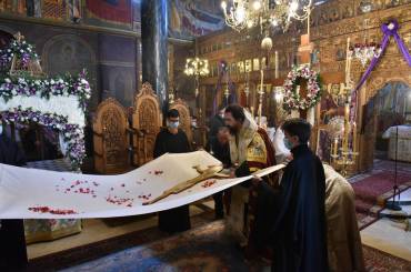 Ἡ Ἀκολουθία τῶν Παθῶν καί ἡ Ἀκολουθία τῆς Ἀποκαθήλωσης στήν Μητρόπολη Καστορίας