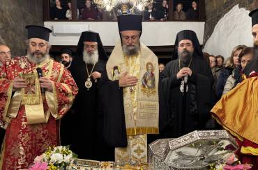 Δείτε Απευθείας τον Μέγα Πολυαρχιερατικό Εσπερινό της εορτής του πολιούχου της Καστοριάς, Αγίου Μεγαλομάρτυρος Μηνά του Θαυματουργού