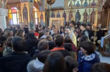 Ἡ Ἑορτὴ τῶν Ἁγίων Τριῶν Ἱεραρχῶν σὲ Ἱεροὺς Ναοὺς καὶ Σχολεῖα τῆς Καστοριᾶς